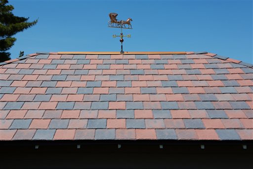 Homes-Roof Colors